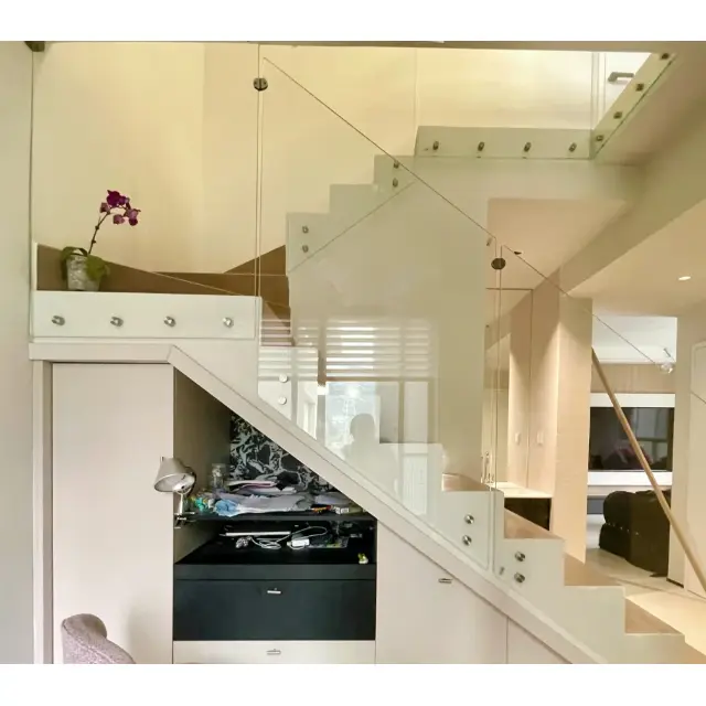 Korkuluklar için Delikli Cam