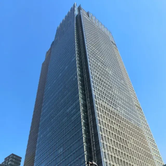 Nokta Destekli Cam Perde Duvarlar